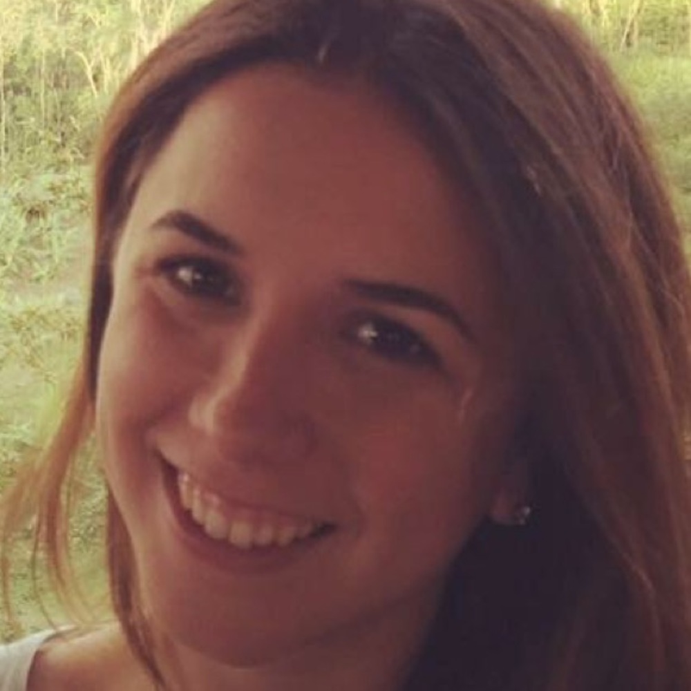 Meet your Posher, Magdalena